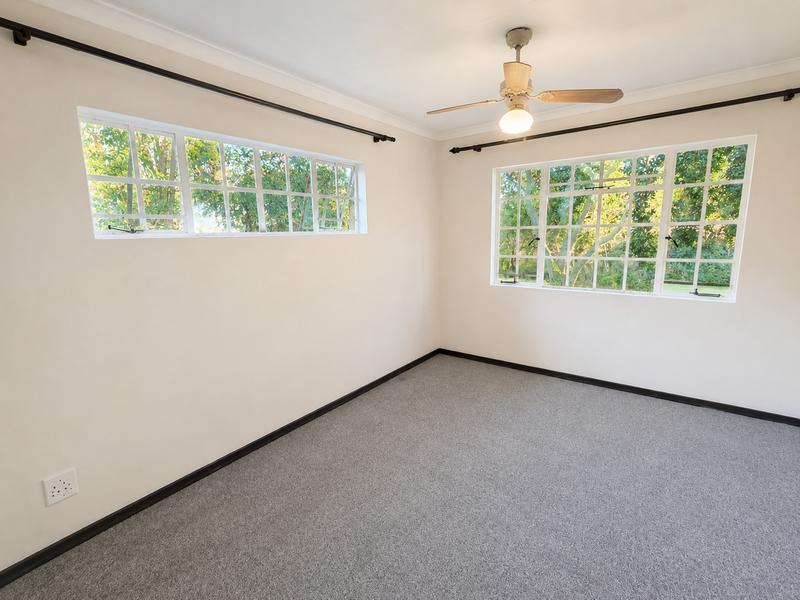 4 Bedroom Property for Sale in Glen Austin Gauteng