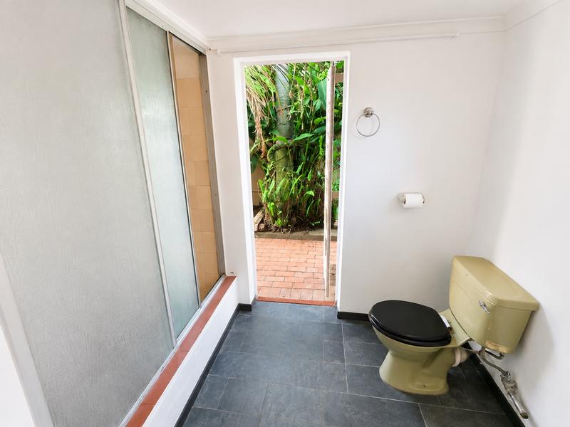 4 Bedroom Property for Sale in Glen Austin Gauteng