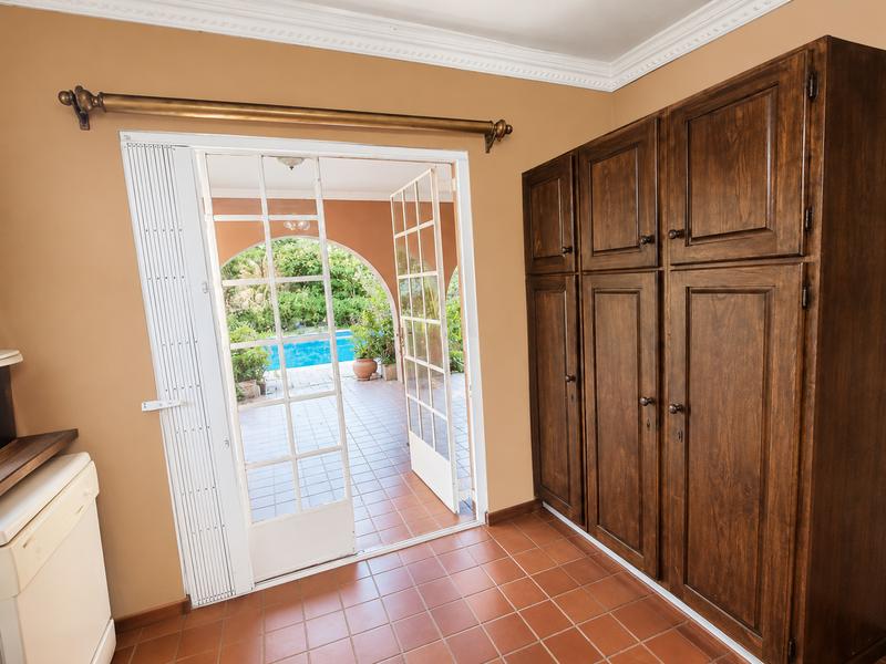 4 Bedroom Property for Sale in Glen Austin Gauteng