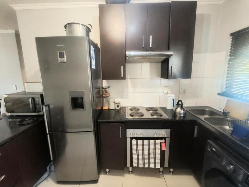 2 Bedroom Property for Sale in Noordwyk Gauteng