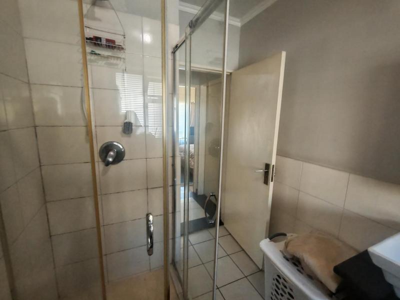 2 Bedroom Property for Sale in Noordwyk Gauteng