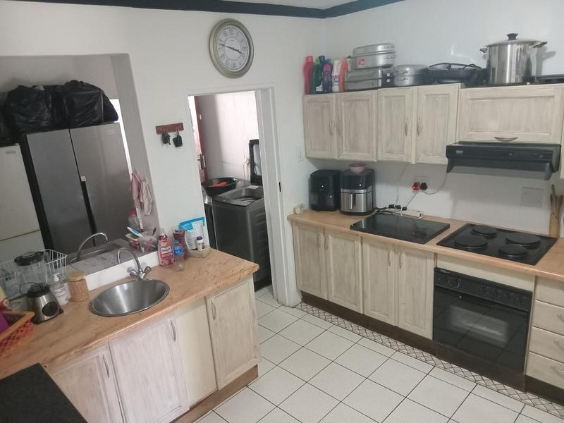 4 Bedroom Property for Sale in Wierda Park Gauteng