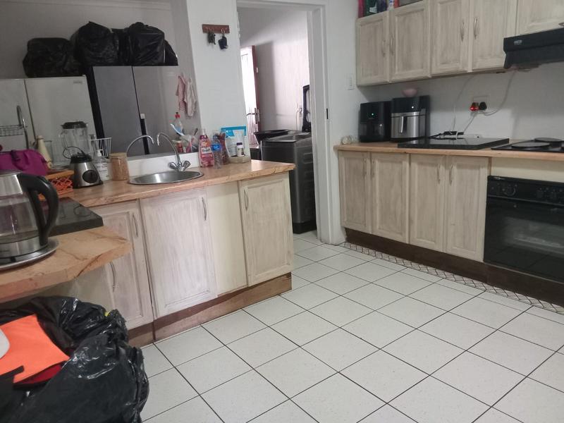 4 Bedroom Property for Sale in Wierda Park Gauteng