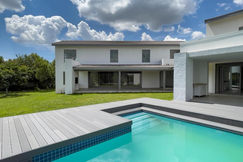 7 Bedroom Property for Sale in Beaulieu Gauteng