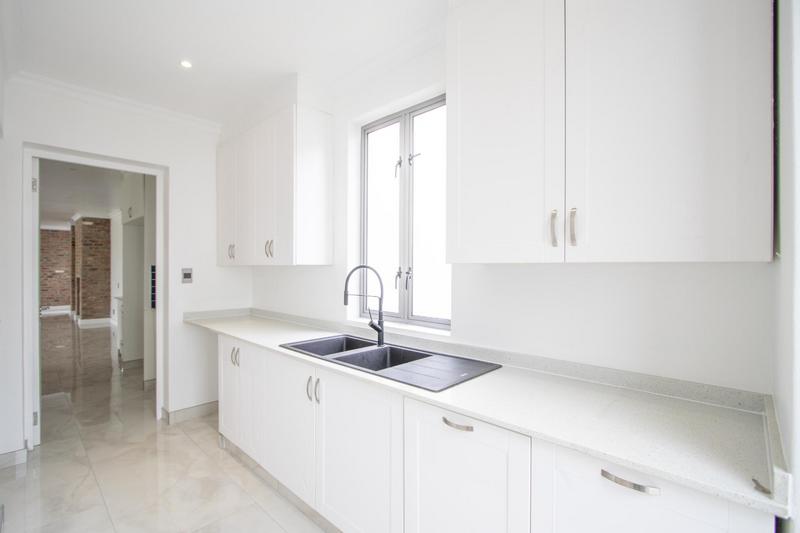 7 Bedroom Property for Sale in Beaulieu Gauteng