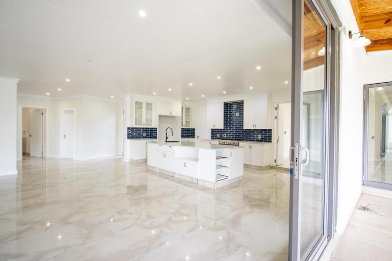 7 Bedroom Property for Sale in Beaulieu Gauteng