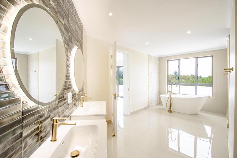 7 Bedroom Property for Sale in Beaulieu Gauteng