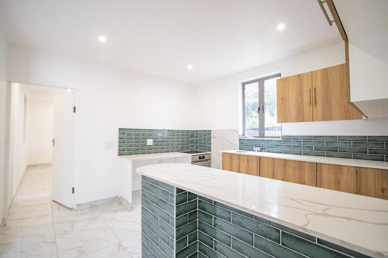 7 Bedroom Property for Sale in Beaulieu Gauteng