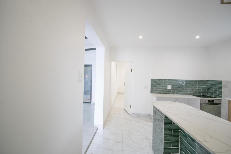 7 Bedroom Property for Sale in Beaulieu Gauteng