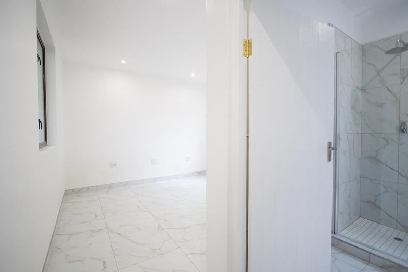 7 Bedroom Property for Sale in Beaulieu Gauteng