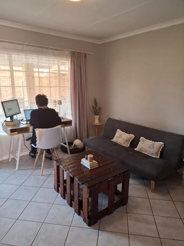 2 Bedroom Property for Sale in Moreleta Park Gauteng