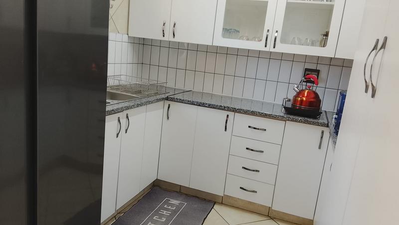 2 Bedroom Property for Sale in Robinpark Gauteng