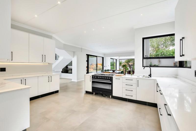 4 Bedroom Property for Sale in Bryanston Gauteng