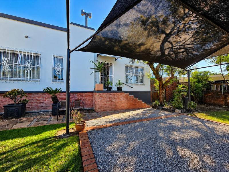 2 Bedroom Property for Sale in Constantia Park Gauteng