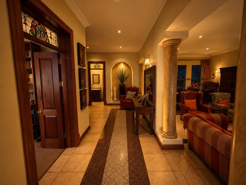 4 Bedroom Property for Sale in Waterkloof Ridge Gauteng