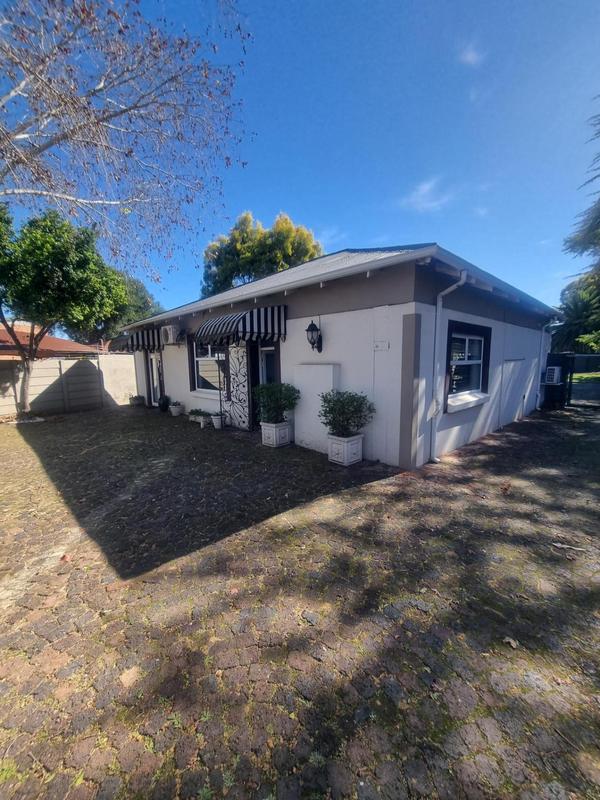 To Let Commercial Property for Rent in Bedfordview Gauteng