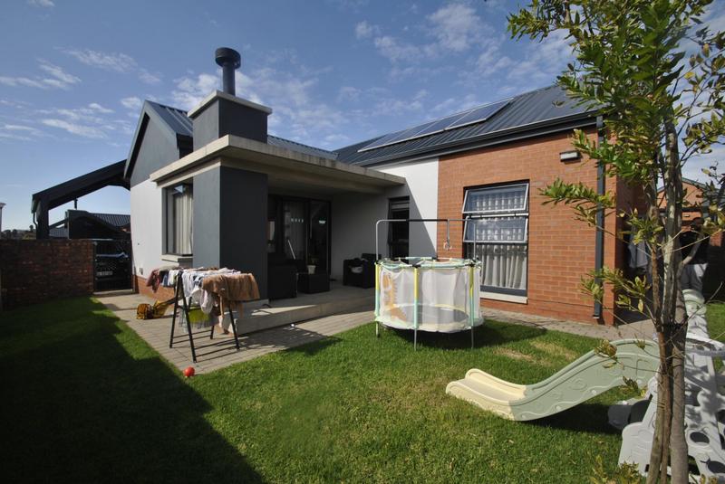 3 Bedroom Property for Sale in North Riding Gauteng