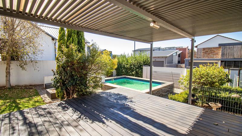 3 Bedroom Property for Sale in Midstream Ridge Gauteng