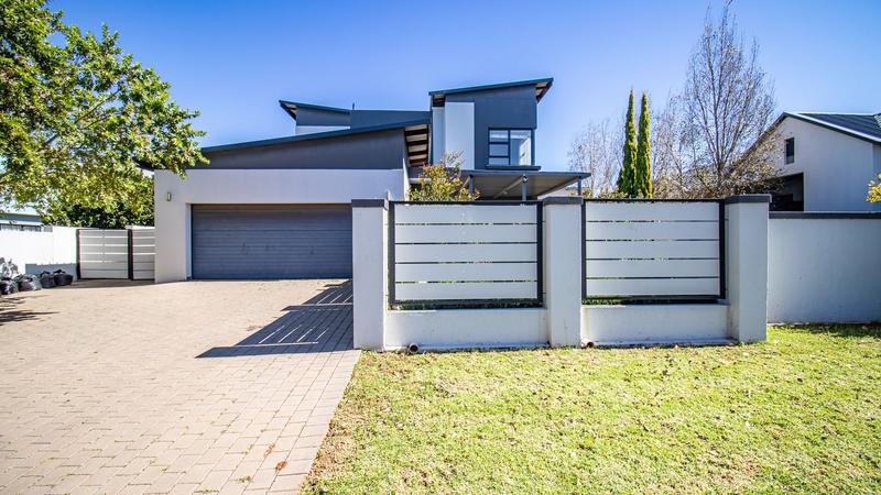 3 Bedroom Property for Sale in Midstream Ridge Gauteng