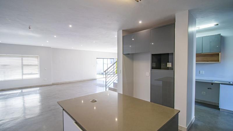 3 Bedroom Property for Sale in Midstream Ridge Gauteng