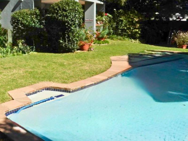 4 Bedroom Property for Sale in Sandown Estate Gauteng