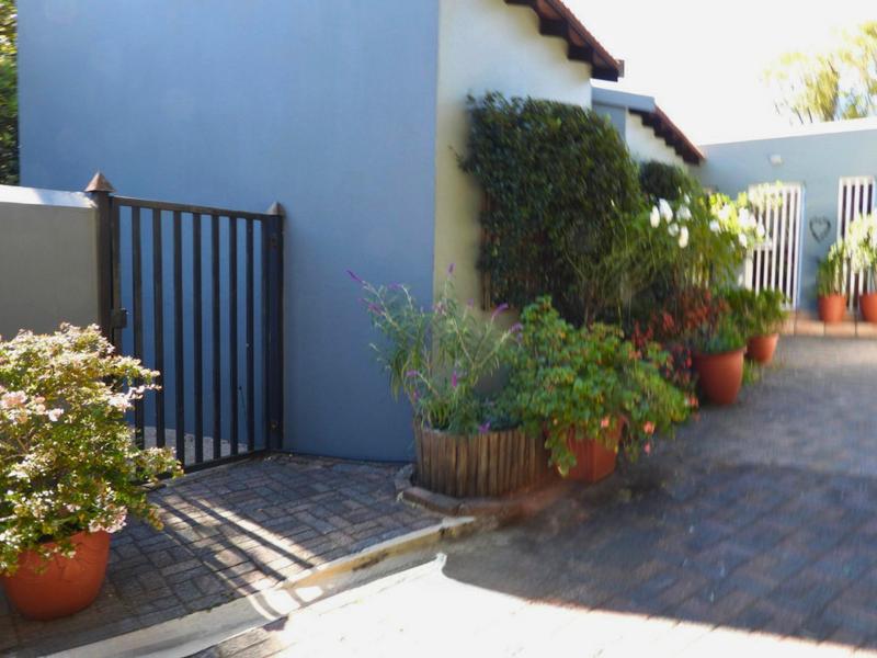 4 Bedroom Property for Sale in Sandown Estate Gauteng
