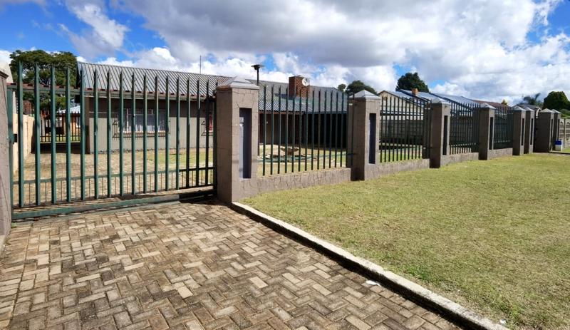 3 Bedroom Property for Sale in Witpoortjie Gauteng