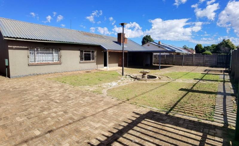 3 Bedroom Property for Sale in Witpoortjie Gauteng