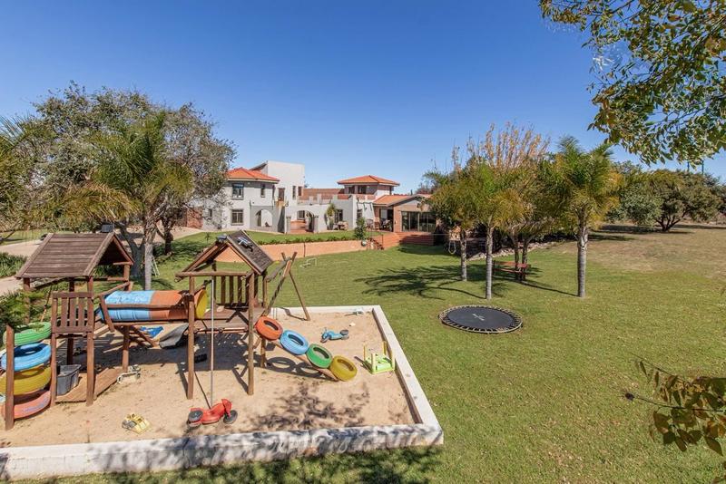 5 Bedroom Property for Sale in Sterkfontein Gauteng