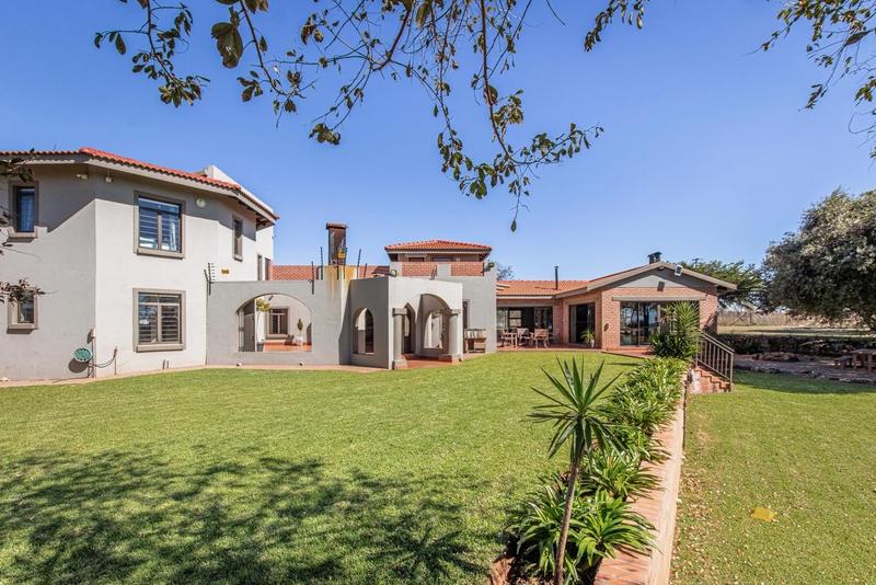 5 Bedroom Property for Sale in Sterkfontein Gauteng