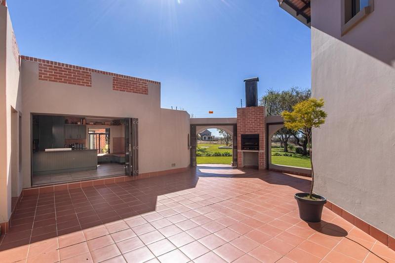 5 Bedroom Property for Sale in Sterkfontein Gauteng