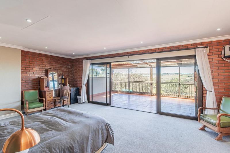 5 Bedroom Property for Sale in Sterkfontein Gauteng