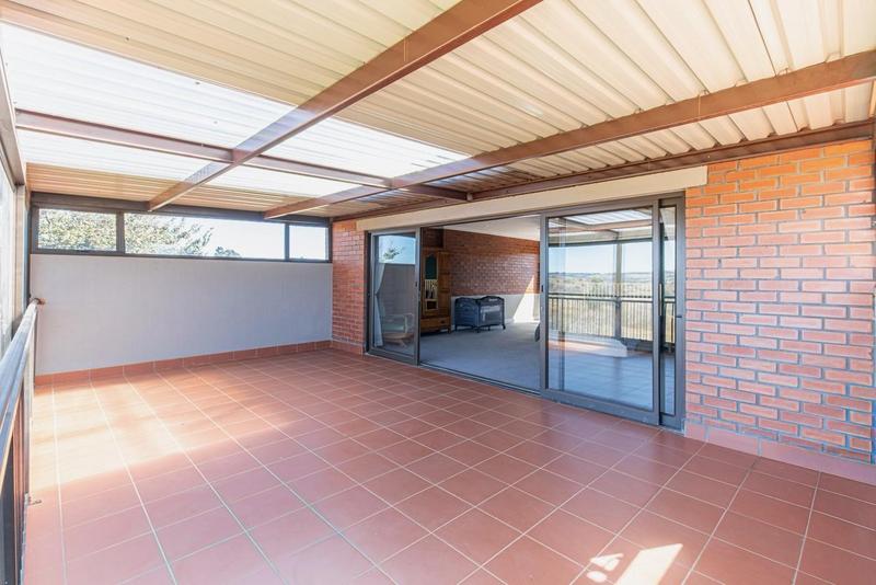 5 Bedroom Property for Sale in Sterkfontein Gauteng
