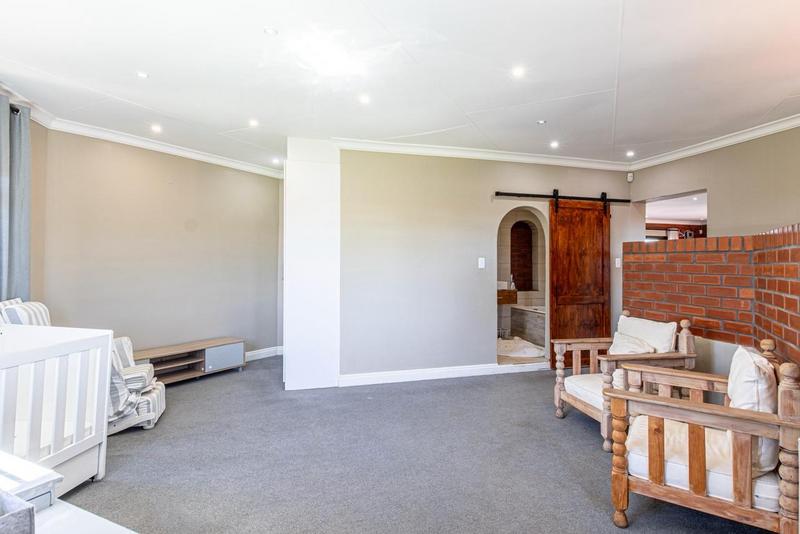 5 Bedroom Property for Sale in Sterkfontein Gauteng