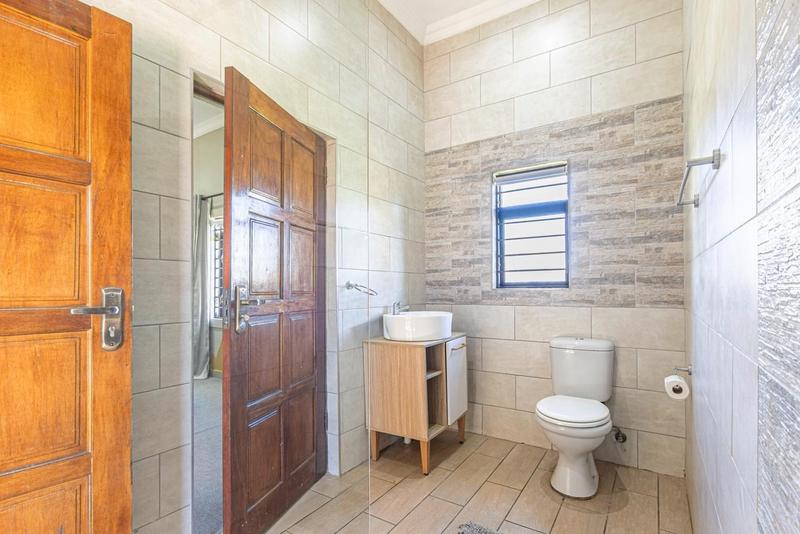 5 Bedroom Property for Sale in Sterkfontein Gauteng