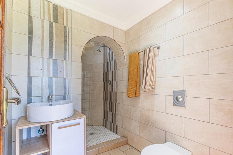 5 Bedroom Property for Sale in Sterkfontein Gauteng