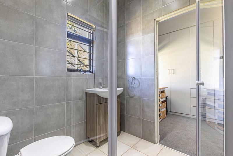 5 Bedroom Property for Sale in Sterkfontein Gauteng