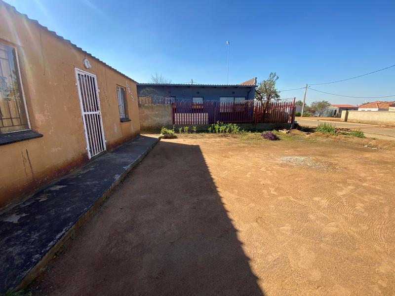 2 Bedroom Property for Sale in Palm Ridge Ext 2 Gauteng