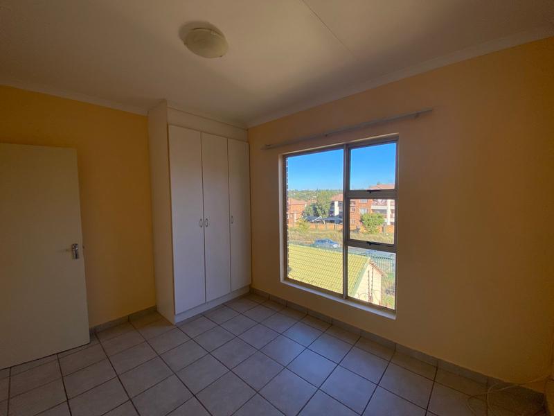 2 Bedroom Property for Sale in Birchleigh Gauteng