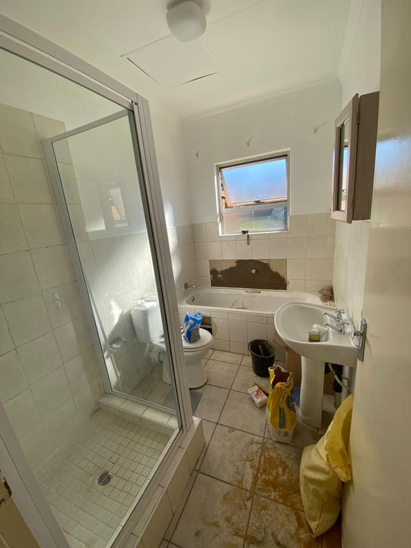 2 Bedroom Property for Sale in Birchleigh Gauteng