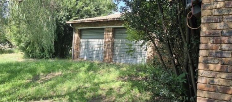3 Bedroom Property for Sale in Clayville Gauteng