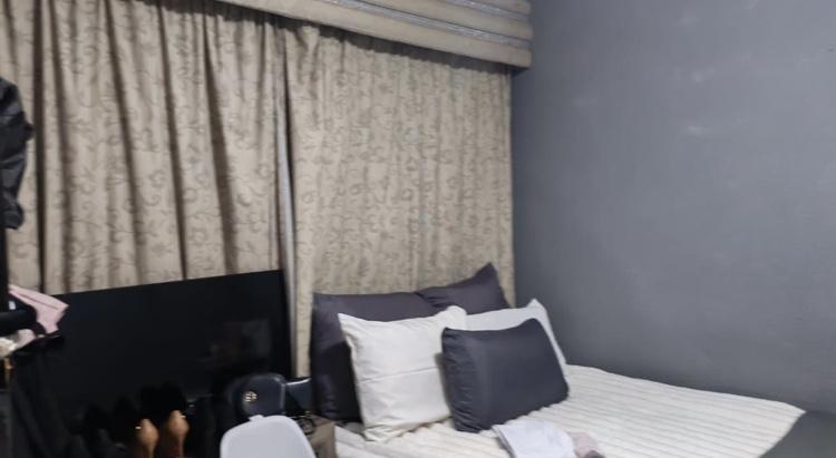 2 Bedroom Property for Sale in Clayville East Gauteng