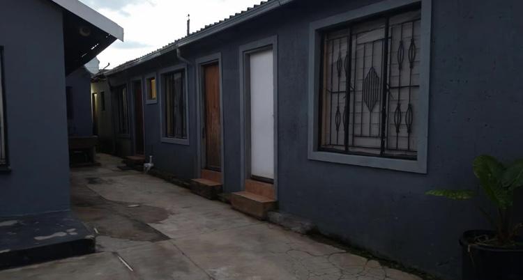 2 Bedroom Property for Sale in Clayville East Gauteng