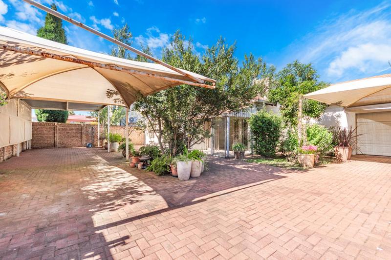 2 Bedroom Property for Sale in Parkrand Gauteng