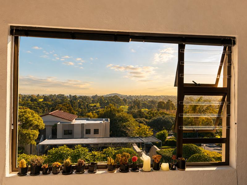 To Let 2 Bedroom Property for Rent in Waterkloof A H Gauteng