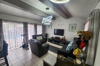 3 Bedroom Property for Sale in Verwoerdpark Gauteng