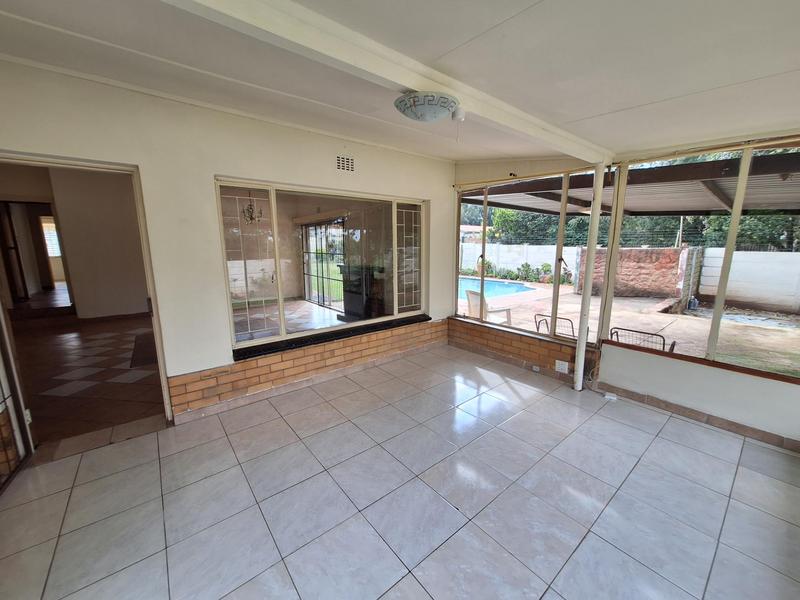 To Let 3 Bedroom Property for Rent in Valhalla Gauteng