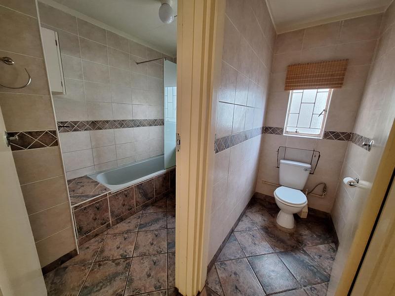 To Let 3 Bedroom Property for Rent in Valhalla Gauteng