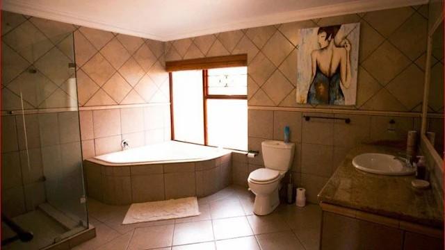 12 Bedroom Property for Sale in Mnandi Gauteng