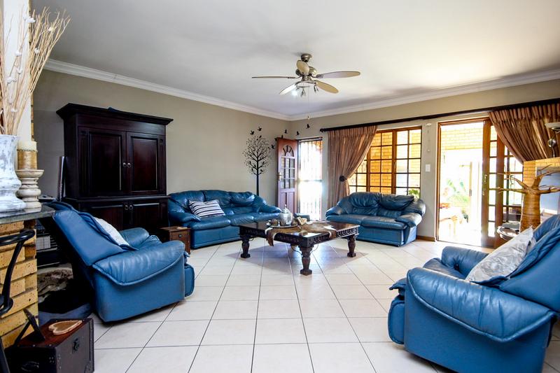 3 Bedroom Property for Sale in Thatchfield Gauteng